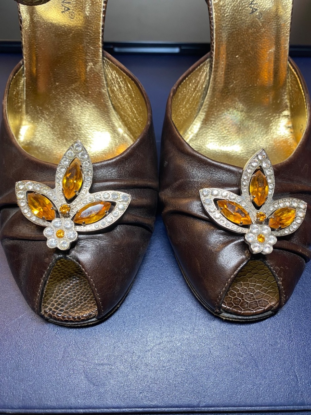 ARCHIVAL Dolce & Gabbana Amber Crystal Lizard Embossed Silk Heels 37.5 US 7.5 - Picture 7 of 13
